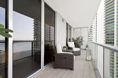 1300 Brickell Bay #2105, Miami, FL 33131 - Photo 17