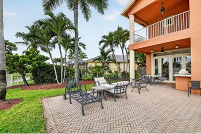 2279 Ridgewood Circle, Royal Palm Beach, FL 33411 - Photo 9