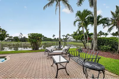 2279 Ridgewood Circle, Royal Palm Beach, FL 33411 - Photo 5