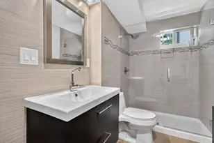 1670 Bay Rd, Miami Beach, FL 33139 - Photo 25
