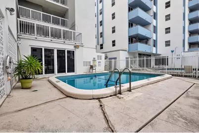 1670 Bay Road #3F, Miami Beach, FL 33139 - Photo 11