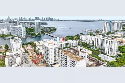 1670 Bay Road #3F, Miami Beach, FL 33139 - Photo 1