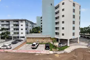 1670 Bay Rd, Miami Beach, FL 33139 - Photo 17
