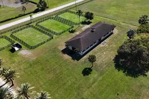2265 Cotton Tail Dr, Wellington, FL 33470 - Photo 9