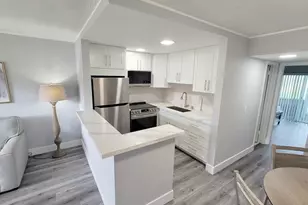 101 Hastings G, West Palm Beach, FL 33417 - Photo 1