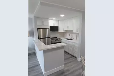 101 Hastings G, West Palm Beach, FL 33417 - Photo 3