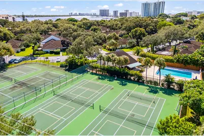 11340 Briarwood Place, North Palm Beach, FL 33408 - Photo 19