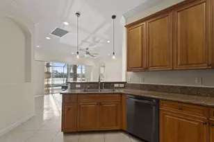 411 NW Sheffield Cir, Port Saint Lucie, FL 34983 - Photo 11
