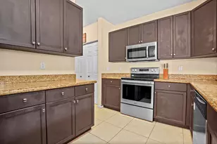 9670 Wolcott Pl, Wellington, FL 33414 - Photo 11