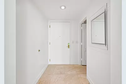 550 SE Mizner Boulevard #B206, Boca Raton, FL 33432 - Photo 5