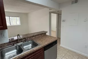 351 Palm Way, Pembroke Pines, FL 33025 - Photo 3