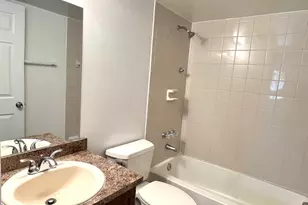 351 Palm Way, Pembroke Pines, FL 33025 - Photo 7