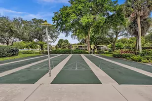 605 Oaks Dr, Pompano Beach, FL 33069 - Photo 43