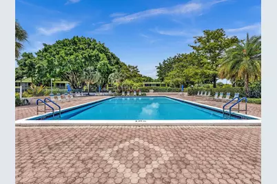 605 Oaks Drive #810, Pompano Beach, FL 33069 - Photo 41