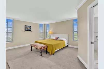 605 Oaks Drive #810, Pompano Beach, FL 33069 - Photo 7