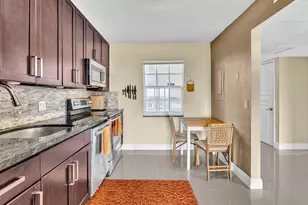 605 Oaks Dr, Pompano Beach, FL 33069 - Photo 15
