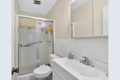 400 S Cypress Road #427, Pompano Beach, FL 33060 - Photo 17