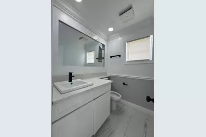 613 NW 47th Street, Deerfield Beach, FL 33064 - Photo 5
