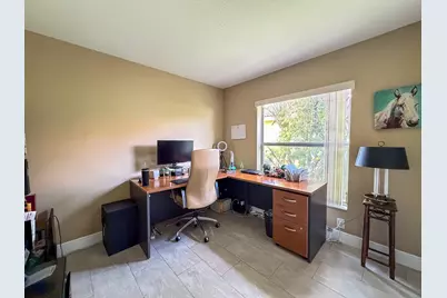 775 NW 165th Avenue, Pembroke Pines, FL 33028 - Photo 23