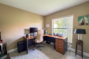 775 NW 165th Ave, Pembroke Pines, FL 33028 - Photo 23