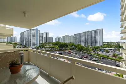 3200 NE 36th Street #618, Fort Lauderdale, FL 33308 - Photo 21