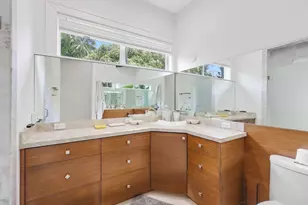12 Sylvan Ln, Fort Lauderdale, FL 33316 - Photo 33