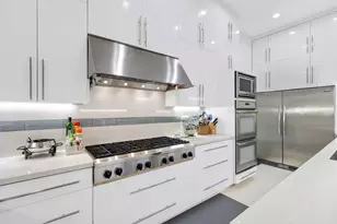 12 Sylvan Ln, Fort Lauderdale, FL 33316 - Photo 25