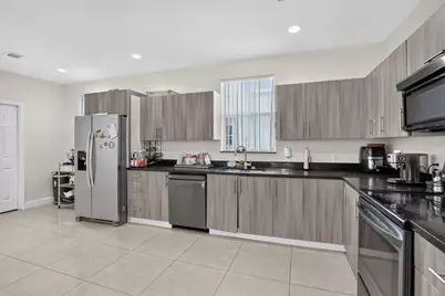 1705 Johnson Street #C, Hollywood, FL 33020 - Photo 11