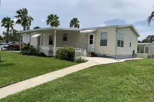 28 SE Flamenco Way, Port Saint Lucie, FL 34952 - Photo 1