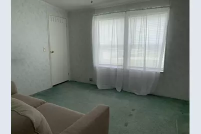 28 SE Flamenco Way, Port Saint Lucie, FL 34952 - Photo 5
