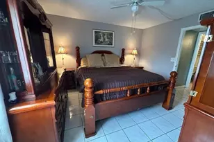 325 Knotty Pine Cir, Greenacres, FL 33463 - Photo 29