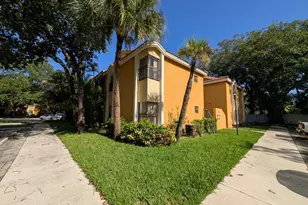 3830 Coral Tree Cir, Coconut Creek, FL 33073 - Photo 23