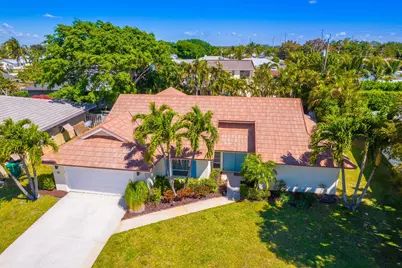 88 Pinehill Trail E, Tequesta, FL 33469 - Photo 1