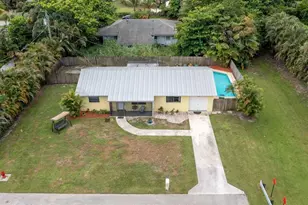 9240 Honeywell Rd, Lake Worth, FL 33467 - Photo 3