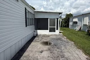 5251 SW 22nd Ave, Dania Beach, FL 33312 - Photo 15