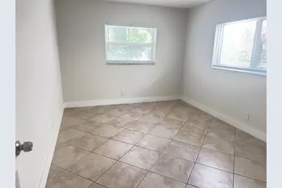 853 SE 4th Court, Deerfield Beach, FL 33441 - Photo 7