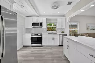 615 NE 13th Ave, Fort Lauderdale, FL 33304 - Photo 15