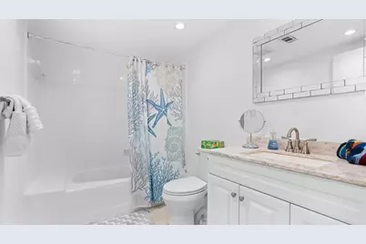410 Venetian Drive, Delray Beach, FL 33483 - Photo 13