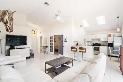 2606 Bedford Mews Drive, Wellington, FL 33414 - Photo 5