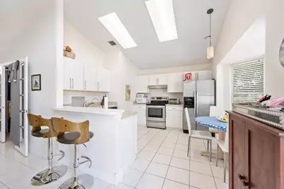 2606 Bedford Mews Drive, Wellington, FL 33414 - Photo 7
