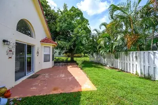 2606 Bedford Mews Dr, Wellington, FL 33414 - Photo 19