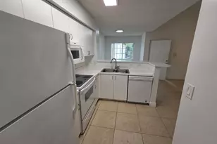 12130 St.Andrews Pl, Miramar, FL 33025 - Photo 11