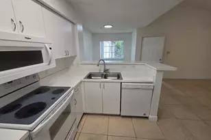 12130 St.Andrews Pl, Miramar, FL 33025 - Photo 13