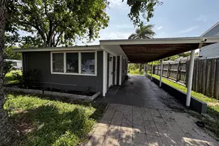 301 Fleming Ave, Greenacres, FL 33463 - Photo 7