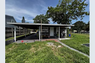 301 Fleming Avenue, Greenacres, FL 33463 - Photo 7