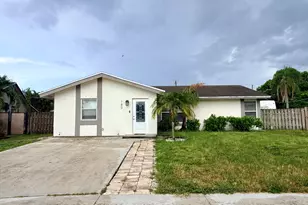 180 SW 32nd Terrace, Deerfield Beach, FL 33442 - Photo 1