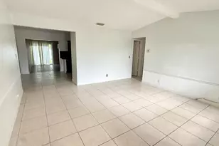 180 SW 32nd Terrace, Deerfield Beach, FL 33442 - Photo 5