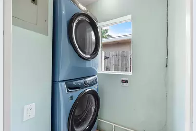 2933 NE 1st Avenue, Wilton Manors, FL 33334 - Photo 17