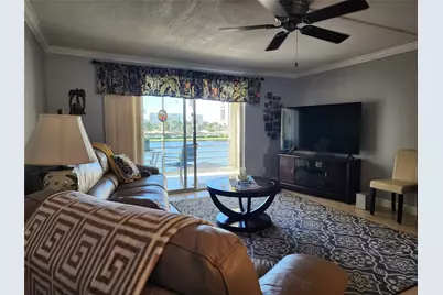 321 SE 3rd Street #302, Dania Beach, FL 33004 - Photo 3
