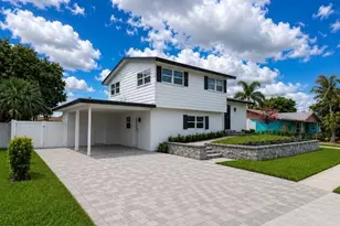 214 SW 4th St, Boca Raton, FL 33432 - Photo 3